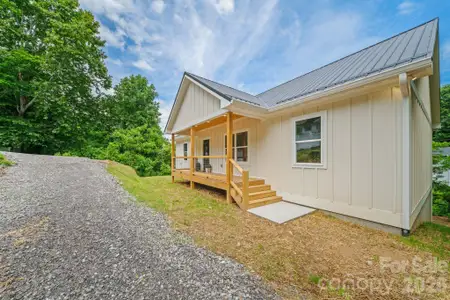 New construction Single-Family house 311 Farley St, Waynesville, NC 28786 - image