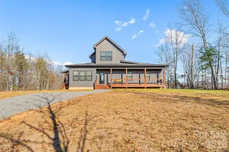 New construction Single-Family house 53 Crescent Ridge Ln, Nebo, NC 28761 - image