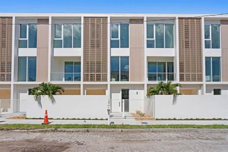 New construction Townhouse house 2702 N Woodrow Avenue, Unit 1, Tampa, FL 33602 - photo 0