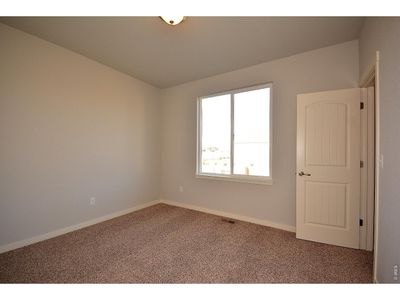 New construction Single-Family house 1145 Bitterroot Ct, Johnstown, CO 80534 - image 18