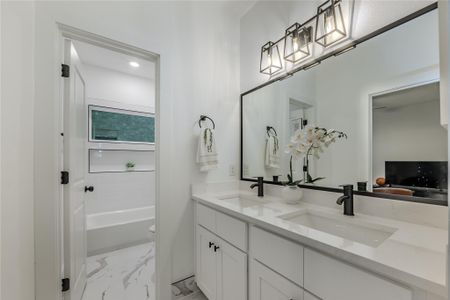 New construction Single-Family house 1911 Dewalt St, Houston, TX 77091 - image 15