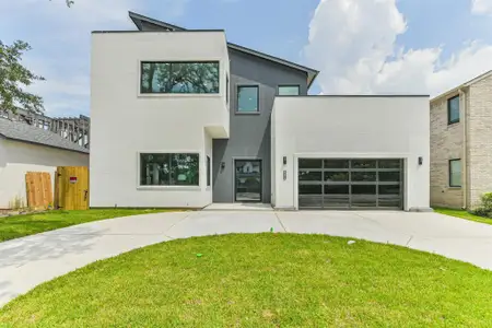 New construction Single-Family house 3720 Ella Blvd, Houston, TX 77018 - image