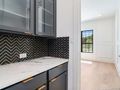 New construction Single-Family house 5911 Verandas Wy, San Antonio, TX 78257 plan Signature Series - Partridge - image 3