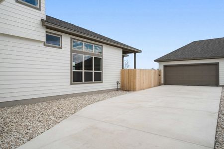 New construction Single-Family house 168 Rieber Rd, Kyle, TX 78640 null- photo 19 19