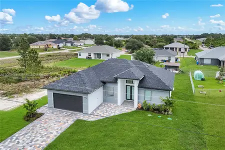 New construction Single-Family house 3005 S Ida Ave, Lehigh Acres, FL 33971 - image