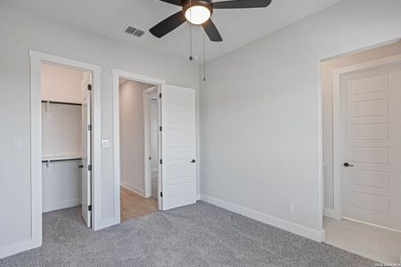 New construction Single-Family house 256 Lawrence Dr, Castroville, TX 78009 plan Princeton - image 13