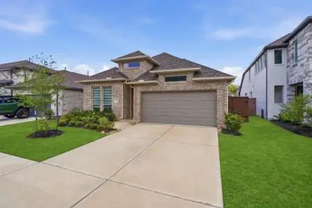 New construction Single-Family house 16719 Williams Gully Trl, Humble, TX 77346 - image