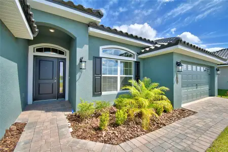 New construction Single-Family house 5214 Tennessee Ridge Ct, Auburndale, FL 33823 plan 3000 - image