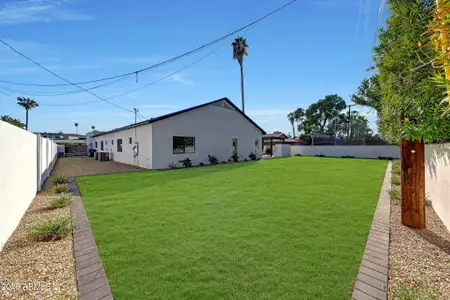 New construction Single-Family house 6050 E Hollyhock St, Phoenix, AZ 85018 - image