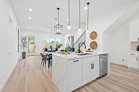 New construction Single-Family house 6419 Madrid St, Houston, TX 77021 - image 10