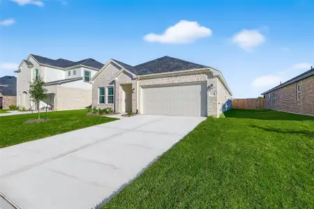 New construction Single-Family house 12612 Canyon Falls Blvd, Willis, TX 77318 - image