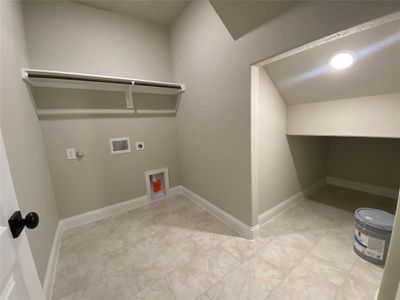 New construction Single-Family house 410 Aldred St, Greenville, TX 75401 - image 18