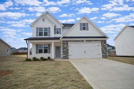 New construction Single-Family house 1715 Man-O-War Dr, Hope Mills, NC 28348 - image