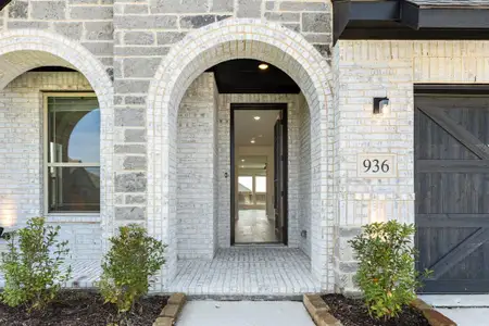 New construction Single-Family house 936 Homestead Dr, DeSoto, TX 75115 plan Dewberry - image