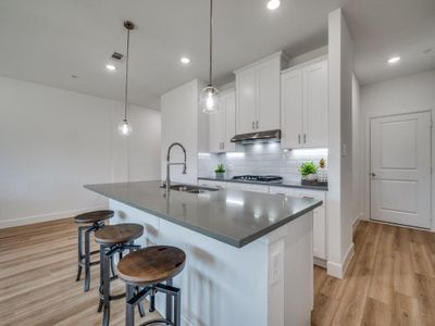 New construction Townhouse house 5613 Woodlands Dr, The Colony, TX 75056 plan Nassau B - image 9