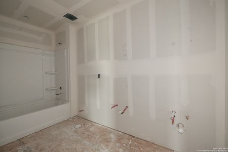 New construction Single-Family house 8414 Smithers Avenue, San Antonio, TX 78252 Harrison - 35' Smart Series- photo 11 11