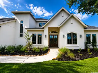 New construction Single-Family house 429 Eider Cv, Spring Branch, TX 78070 - image