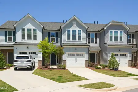 New construction Townhouse house 616 Glen Clova Dr, Raleigh, NC 27603 - image