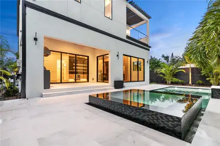 New construction Single-Family house 3406 W Arch St, Tampa, FL 33607 - image