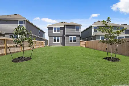 New construction Single-Family house 13620 Helton Pass, St. Hedwig, TX 78152 plan The Lowry - image