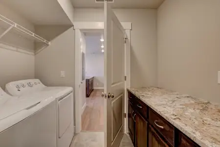 New construction Condo house 4260 Vulcan Creek Dr, Unit 102, Loveland, CO 80538 plan Syracuse - image