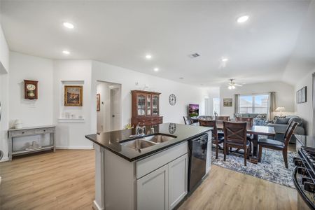 New construction Single-Family house 4685 Cleo Day Dr, Katy, TX 77493 plan Landmark Series - Kimbell - image 13
