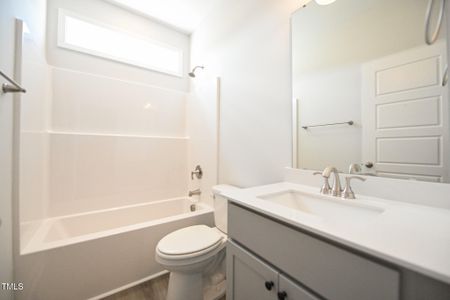 New construction Single-Family house 109 Hudson Village Dr, La Grange, NC 28551 plan Smith - image 9