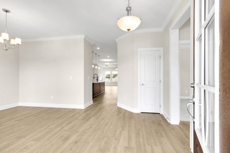 New construction Single-Family house 6502 Ripple Ridge Ct, Unit 29, Columbia, TN 38401 plan Holly, Front Entry Garage - image 18