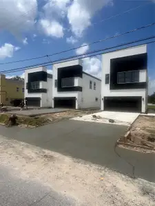 New construction Single-Family house 7812 Denton St, Houston, TX 77028 - image