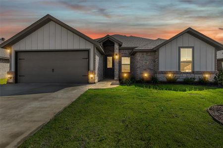 New construction Single-Family house 624 Jameson St, Springtown, TX 76082 - image