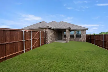 New construction Single-Family house 2817 Hay Ln, Midlothian, TX 76065 plan Salinas - image 4