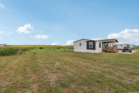 New construction Single-Family house 2629 Fm 1332, Jourdanton, TX 78026 - image
