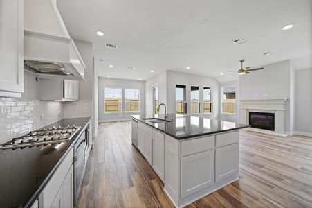 New construction Single-Family house 21702 Leaton Cir, Porter, TX 77365 plan Sunflower - image 10