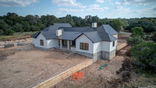 New construction Single-Family house 345 Shady Holw, New Braunfels, TX 78132 - image