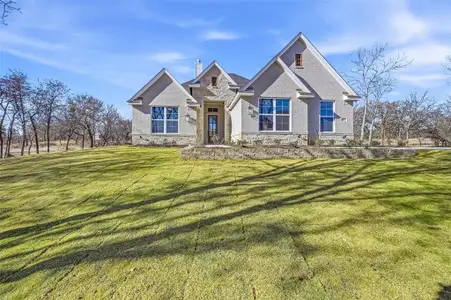 New construction Single-Family house 1053 Llano Wy, Poolville, TX 76487 plan The Longview - image