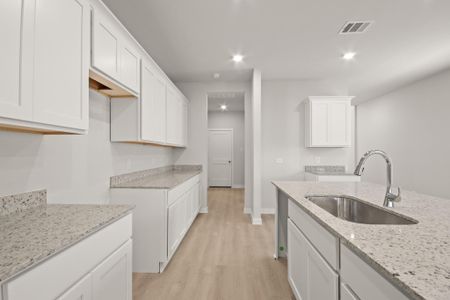 Lago Mar by Century Communities in La Marque - image 14