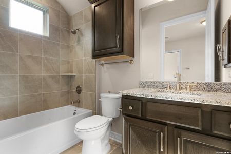 New construction Single-Family house 165 Allin Oaks, Universal City, TX 78148 plan Bordeaux - image 9