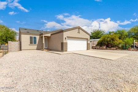 New construction Single-Family house 3210 W Vaquero Dr, Eloy, AZ 85131 - image