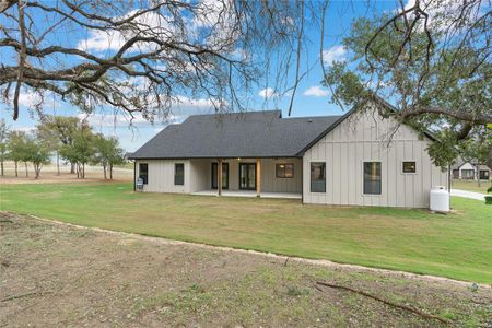 New construction Single-Family house 1034 Meadow Wood Terrace, Azle, TX 76020 - photo 36 36