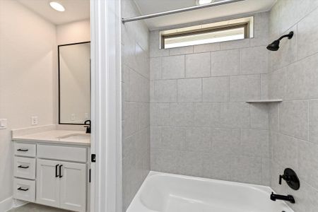 New construction Single-Family house 129 Rancho Deluxe, Liberty Hill, TX 78642 plan Santa Monica - image 5