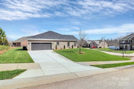 New construction Single-Family house 609 Rosemore Pl, Unit 102, Rock Hill, SC 29732 null- photo 6 6