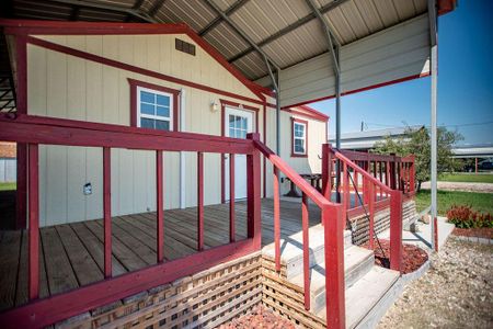 New construction Single-Family house 68 Piranha, Palacios, TX 77465 - image