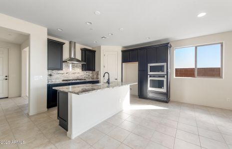 New construction Single-Family house 31672 N 135Th Ln, Peoria, AZ 85383 Barletta- photo 5 5