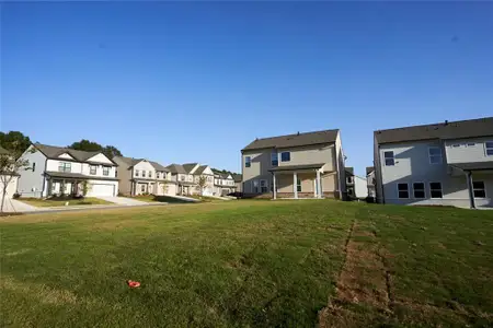 New construction Single-Family house 305 Sterling Creek Way, Loganville, GA 30052 - image 4