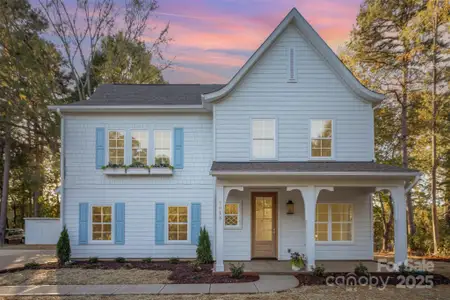 New construction Single-Family house 7913 Large Oak Ln, Mint Hill, NC 28227 - image