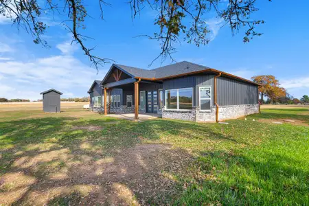 New construction Single-Family house 1404 Faulkner Rd, Sunset, TX 76270 - image