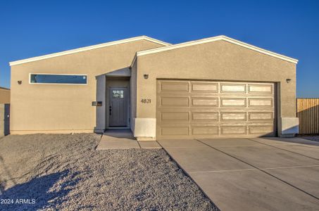 New construction Single-Family house 4821 S 12Th Street, Phoenix, AZ 85040 - photo 0