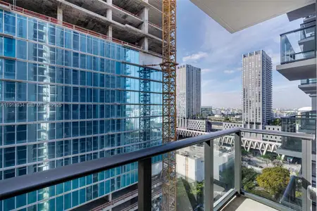 New construction Condo house 11 Ne 6Th St, Unit 2206, Miami, FL 33132 - image