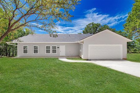 New construction Single-Family house 1421 County Road 913, Burleson, TX 76028 - photo 0