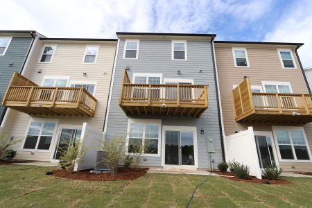 New construction Townhouse house 10044 Secluded Garden Dr, Apex, NC 27523 plan Hyde Park - image